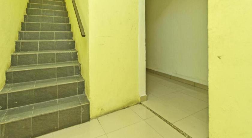 Oyo 90643 Gks Hotel Seremban Exterior photo