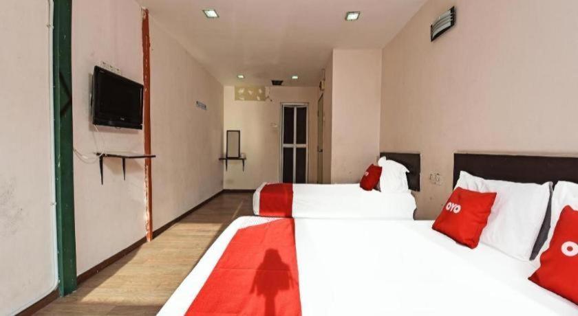 Oyo 90643 Gks Hotel Seremban Exterior photo