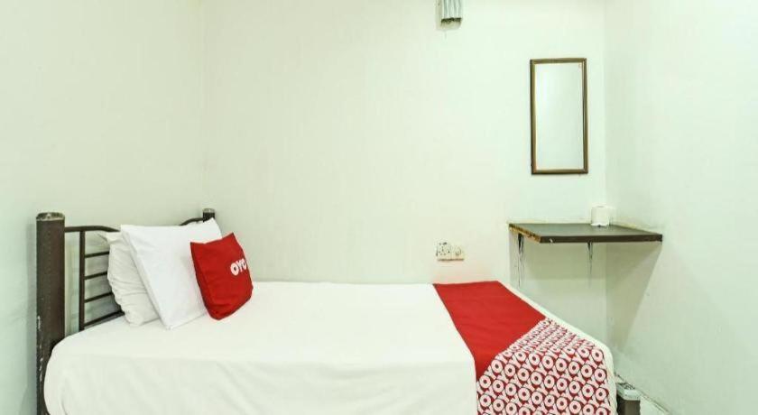 Oyo 90643 Gks Hotel Seremban Exterior photo